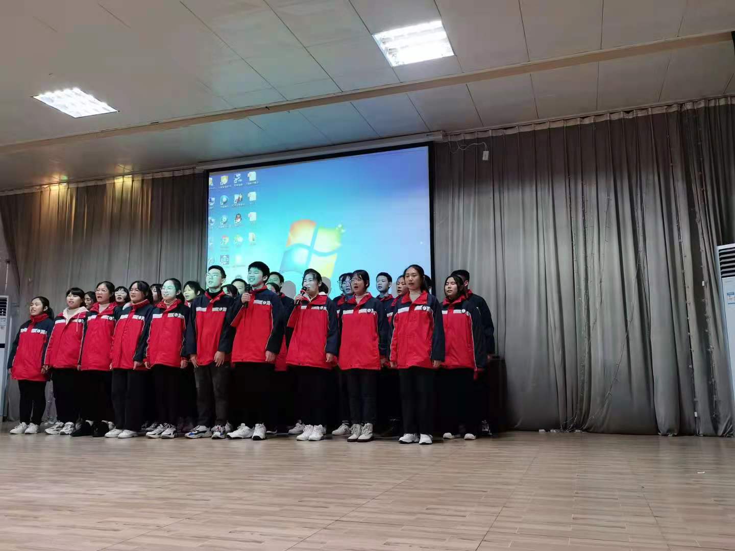 说明: C:\Users\ADMINI~1.PC-\AppData\Local\Temp\WeChat Files\09133126aa0ba1f9a1ad6ea4c48e49a.jpg